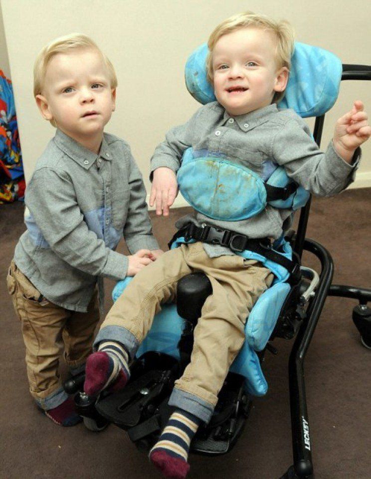 Люди с церебральным параличом. ДЦП. Дети с ДЦП. Детский церебральный паралич.