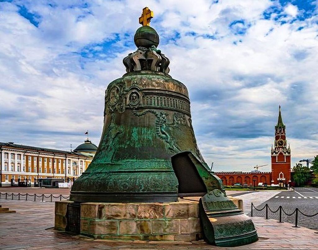 Памятники московского кремля фото с названиями