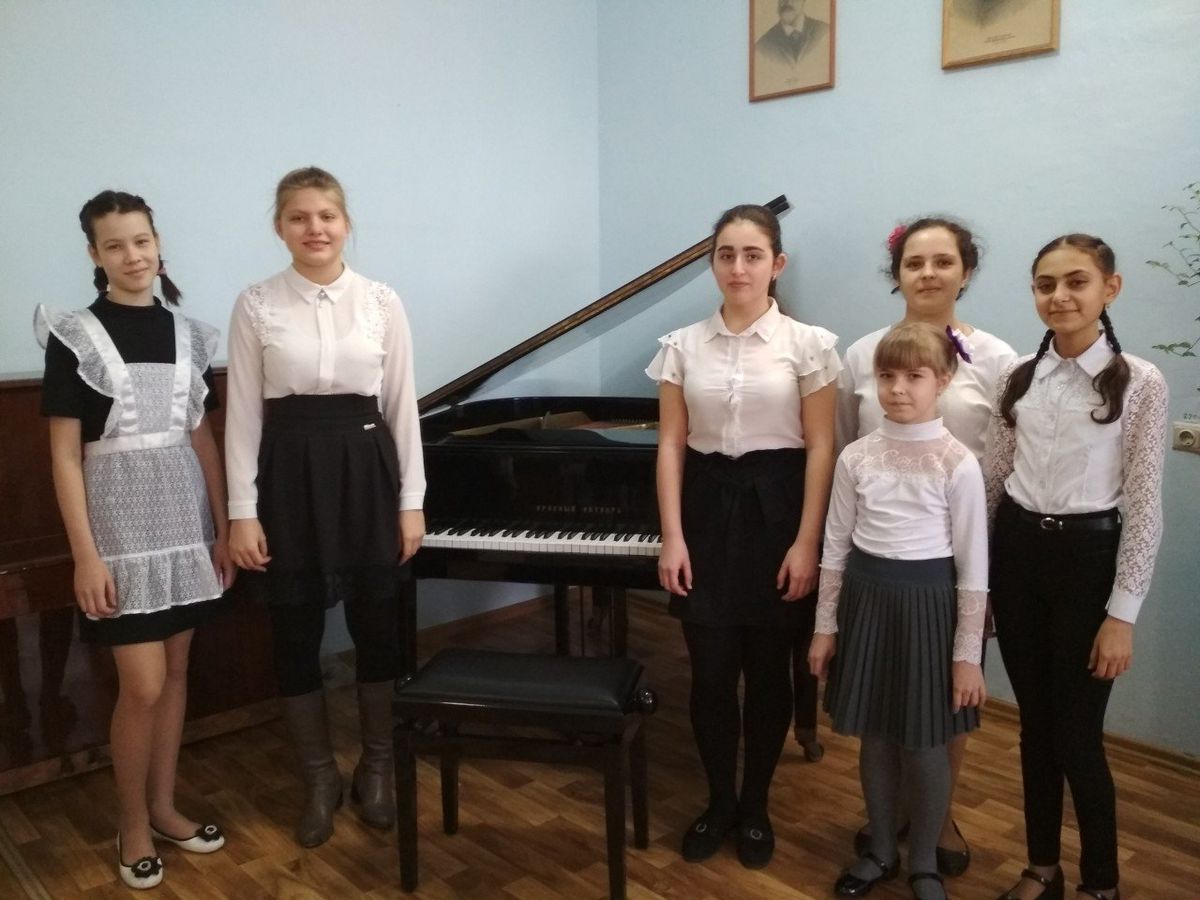 Школьный тур конкурса фортепиано