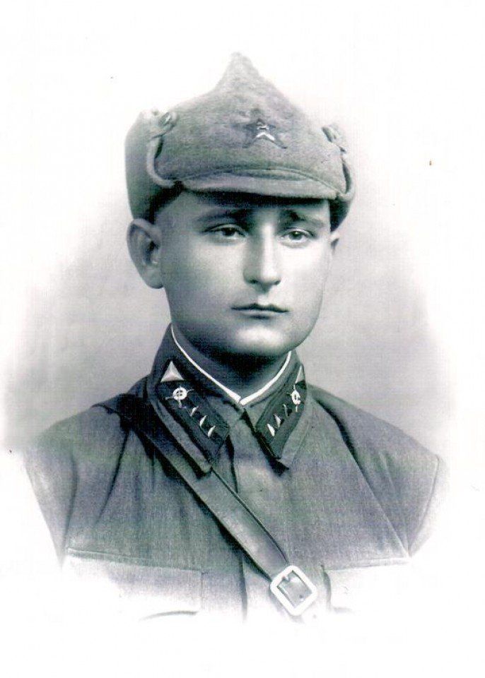 Майстровский Михаил Федотович,1918г.р. пропал безвести