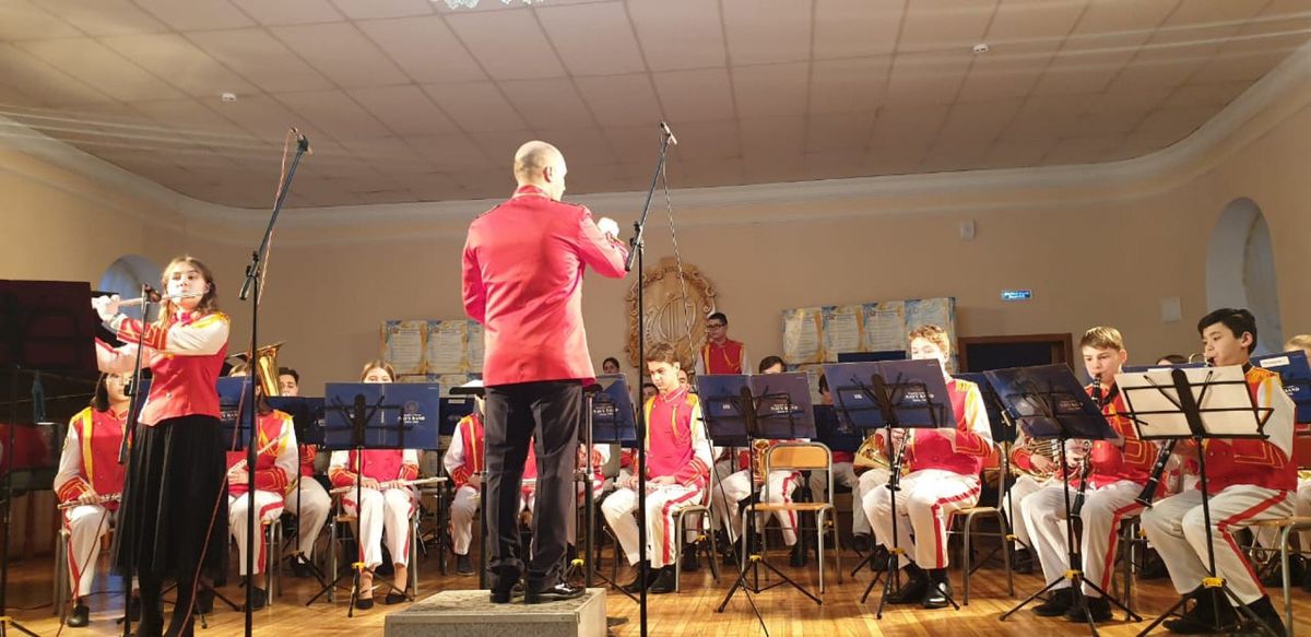 Концерт школьного духового оркестра