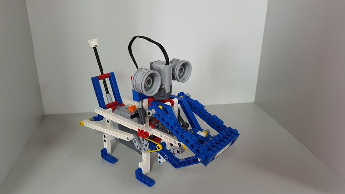 Лего-Робот-ТР