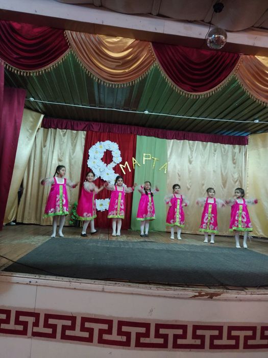 Танец Кадриль в исполнение младшей группы Атра