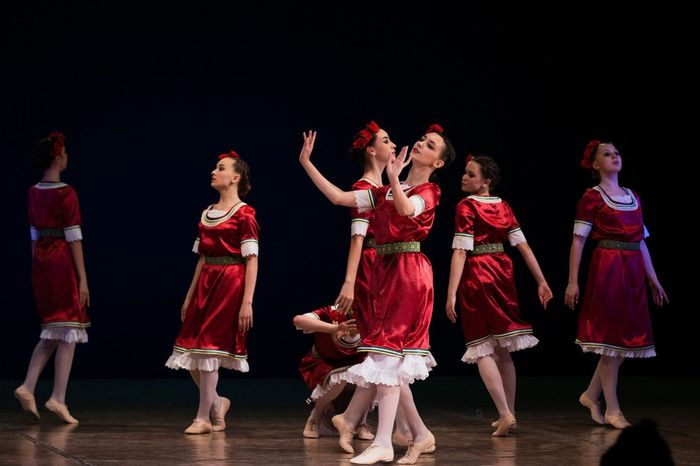 ОКТСТ Наш день отчетный концерт 2021 Болгарский танец 1