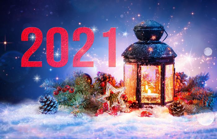 2020New_Year_wallpapers_Bright_lantern_with_spruce_branch_for_New_Year_2021_146426_