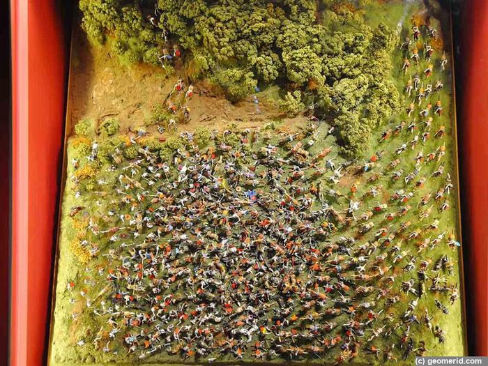 Макет удара засадного полка из дубравы по ордынскому войску во время Куликовской битвы